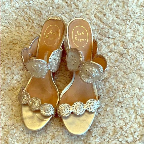 Jack Rogers Shoes - Jack Rogers platinum gold wedge sz9